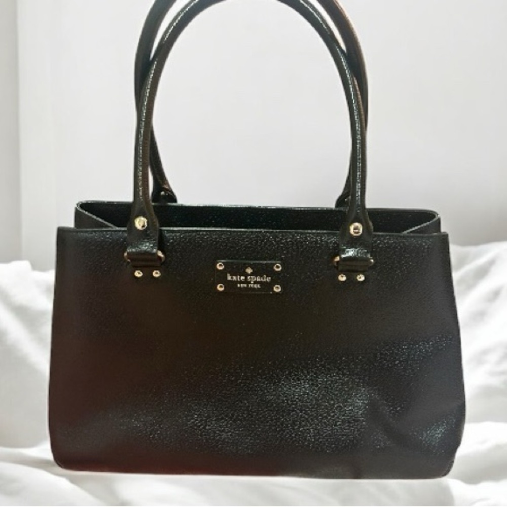 Kate Spade Wellesley Elena Pebbled Black Leather  Shoulder Bag- NWOT w/ dustbag